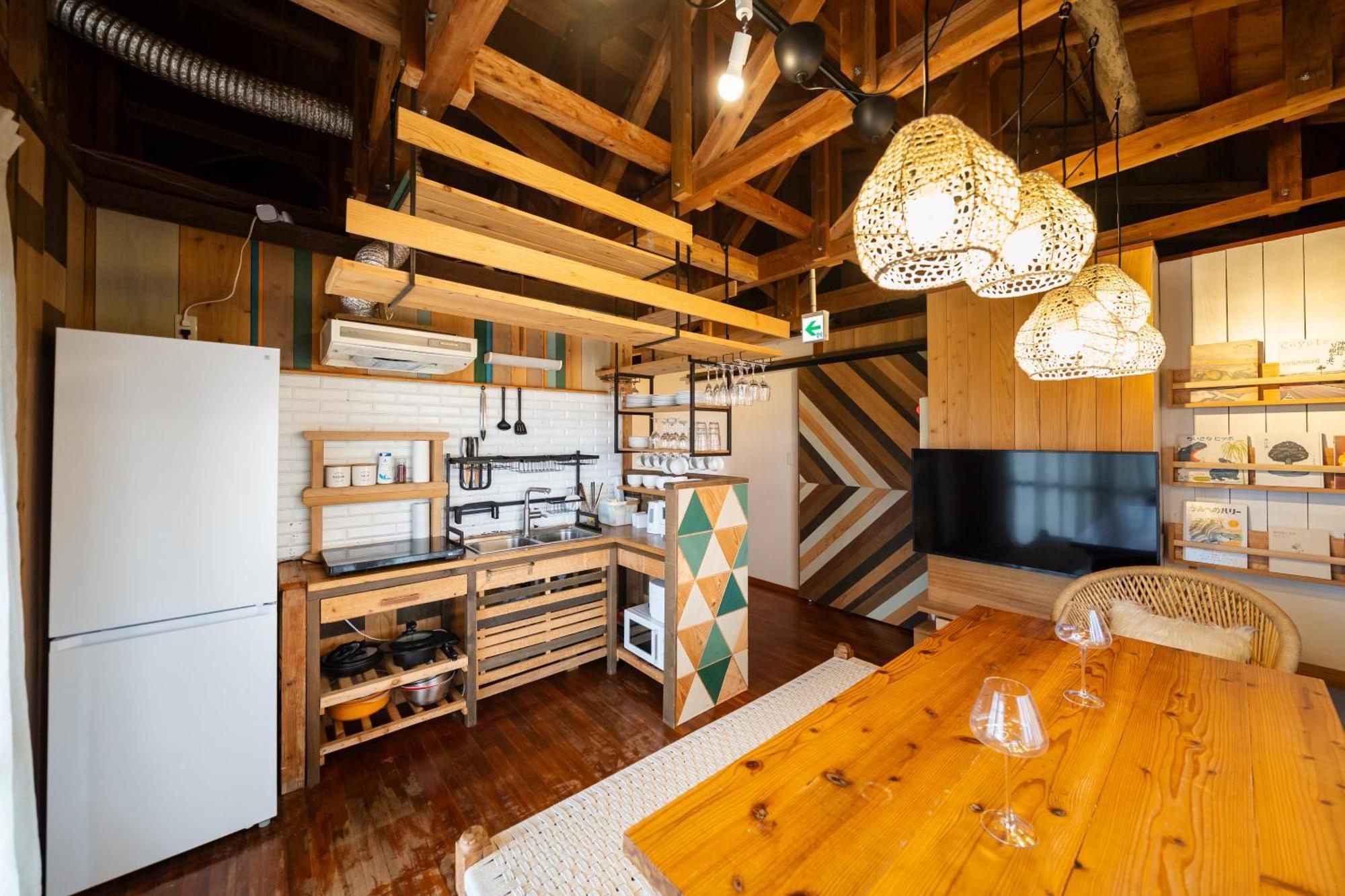 Mambo Hostel Okinawa Motobu Exteriör bild
