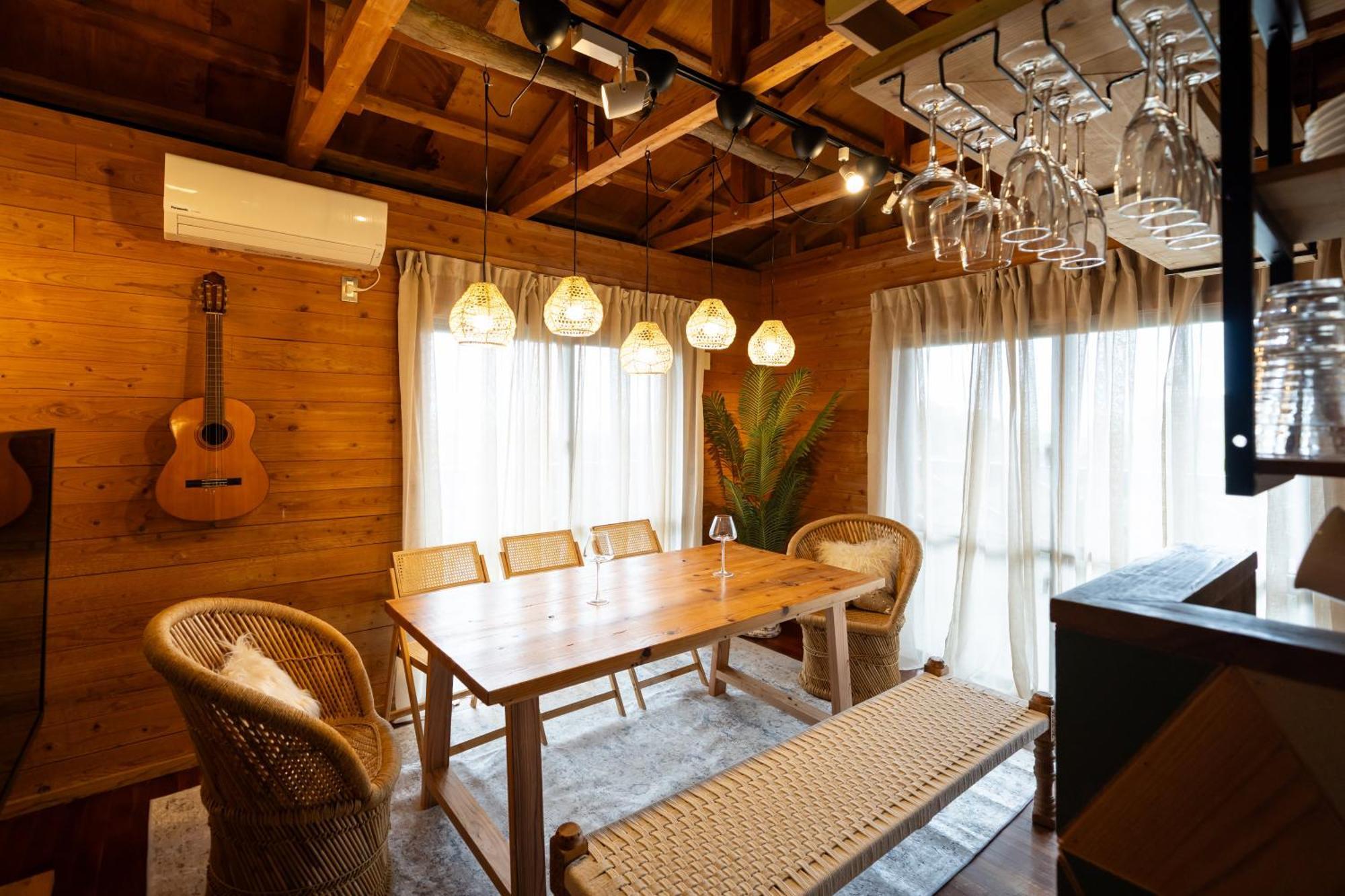 Mambo Hostel Okinawa Motobu Exteriör bild