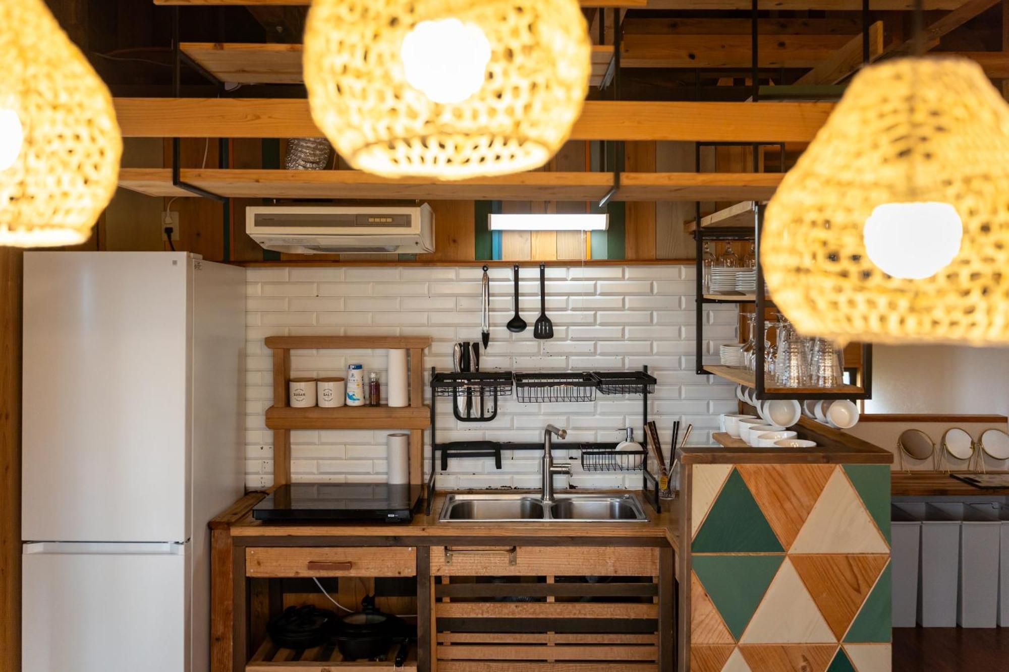 Mambo Hostel Okinawa Motobu Exteriör bild
