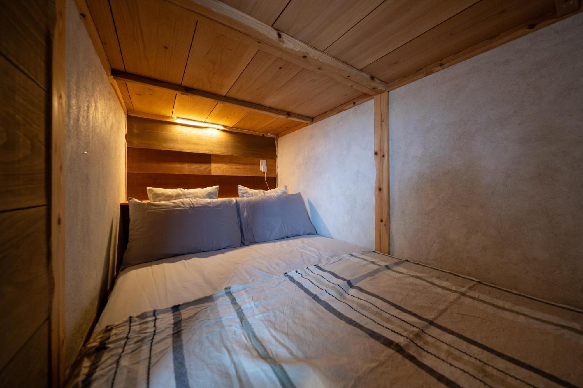 Mambo Hostel Okinawa Motobu Exteriör bild