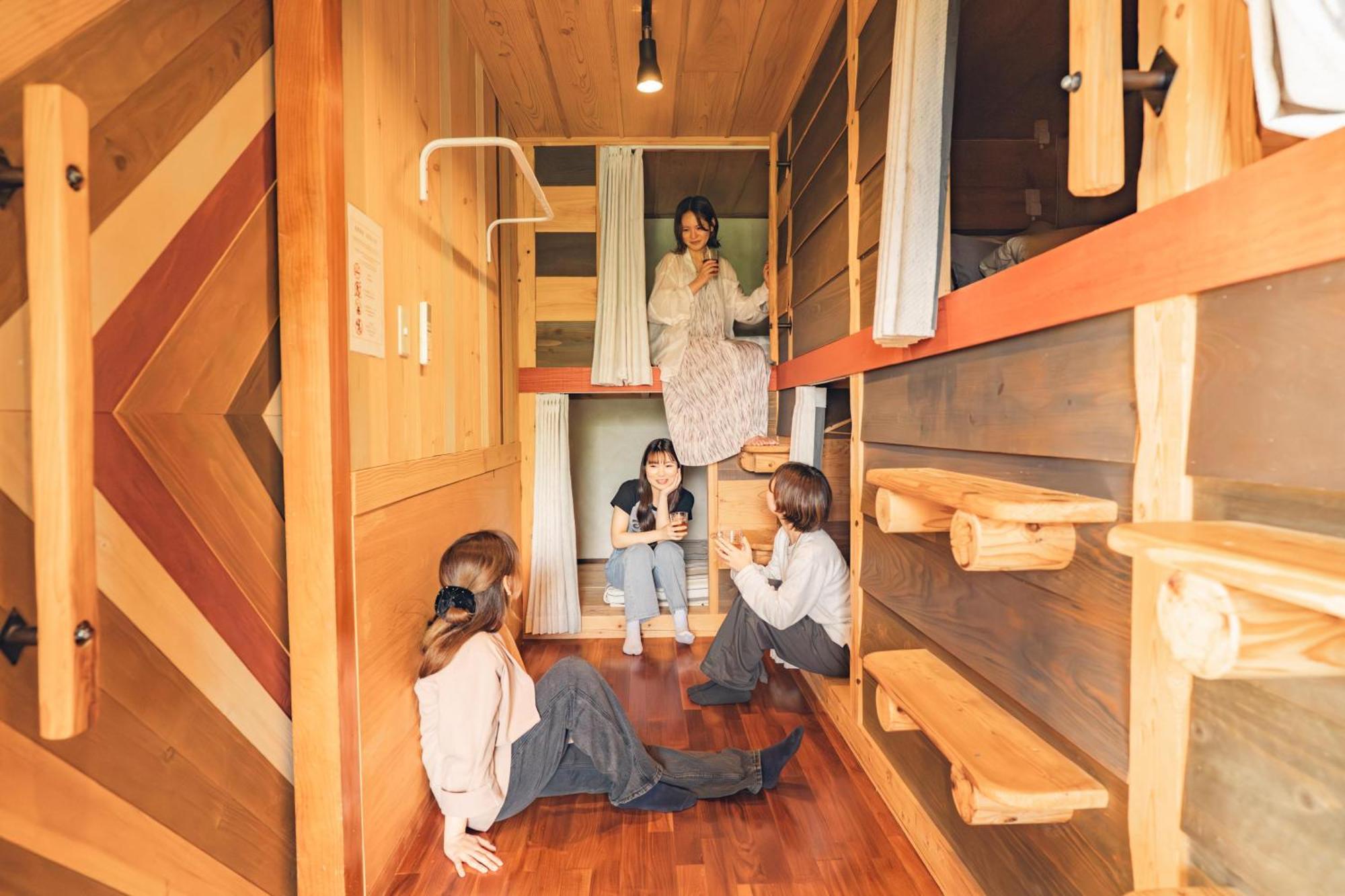 Mambo Hostel Okinawa Motobu Exteriör bild